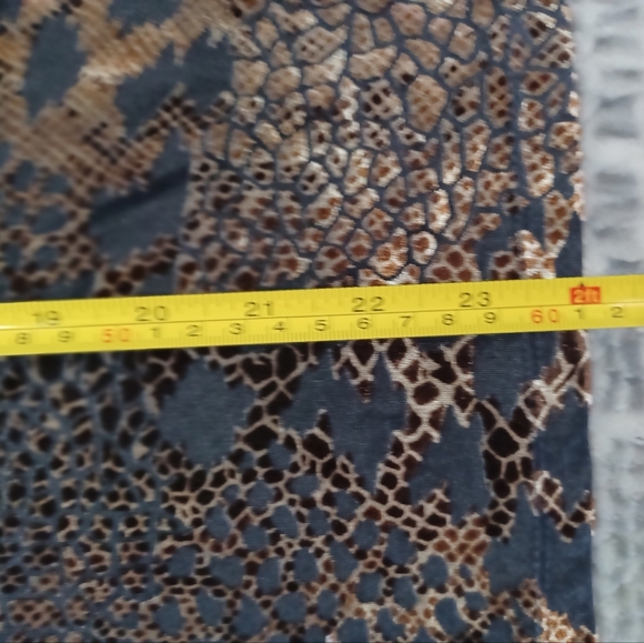 Velvet Burn-out Stretchy Snake-print 3/4 Length Sleeve Sz L - Picture 5 of 7